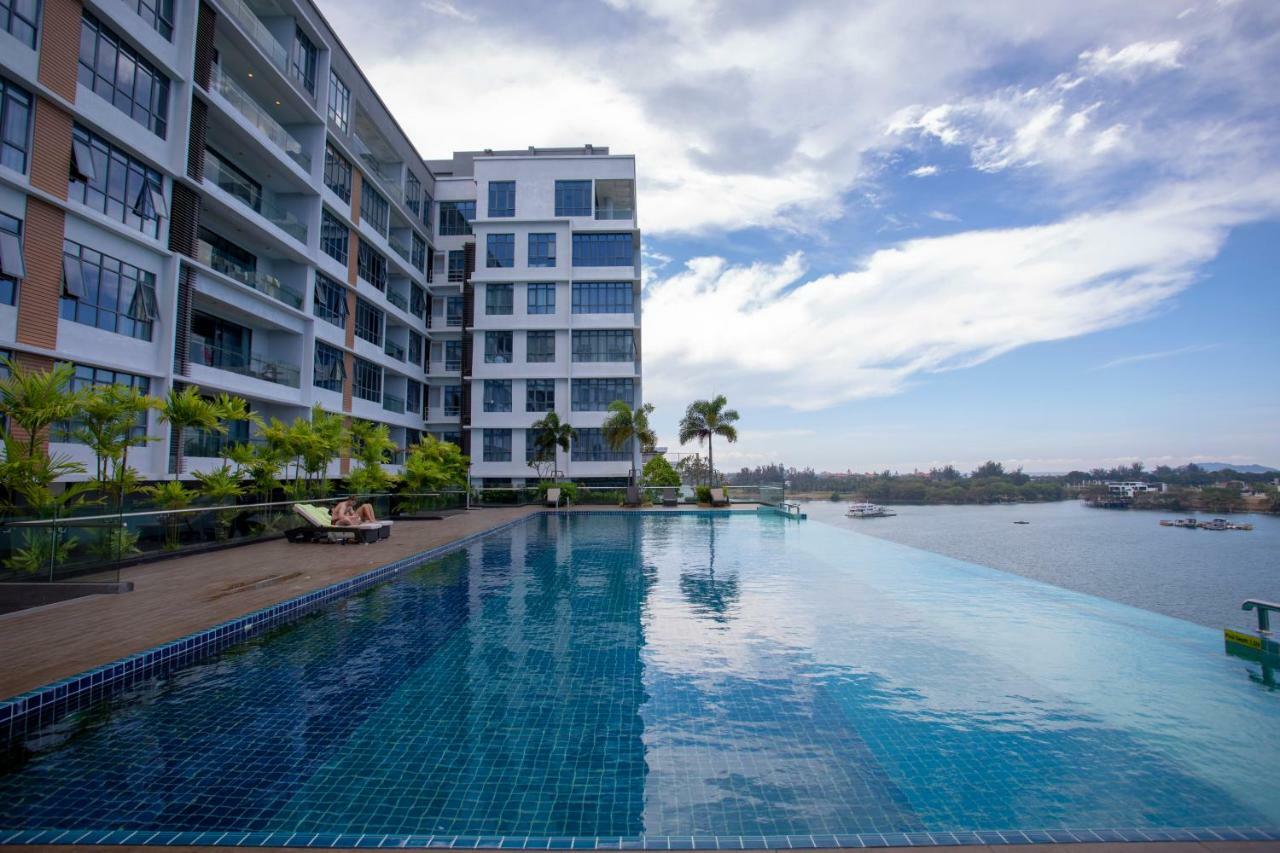 Elegant Living @ Pelagos Suites Oceanus Waterfront Kk Kota Kinabalu Exterior photo